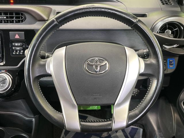 TOYOTA AQUA 2015 Image 31