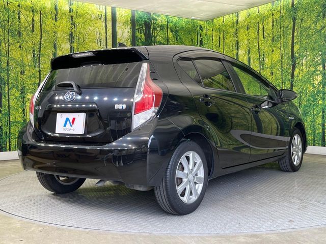 TOYOTA AQUA 2015 Image 31