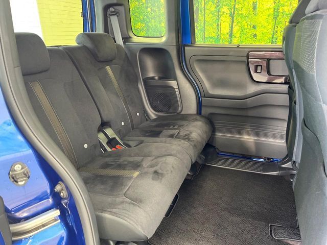 HONDA N BOX CUSTOM 2019 Image 31