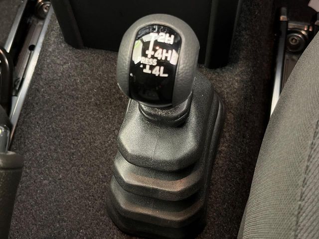 SUZUKI JIMNY NOMADE 2026 Image 31