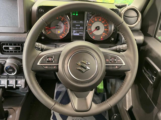 SUZUKI JIMNY NOMADE 2026 Image 31