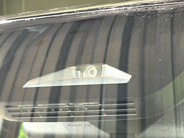 TOYOTA NOAH HYBRID 2022 Image 31