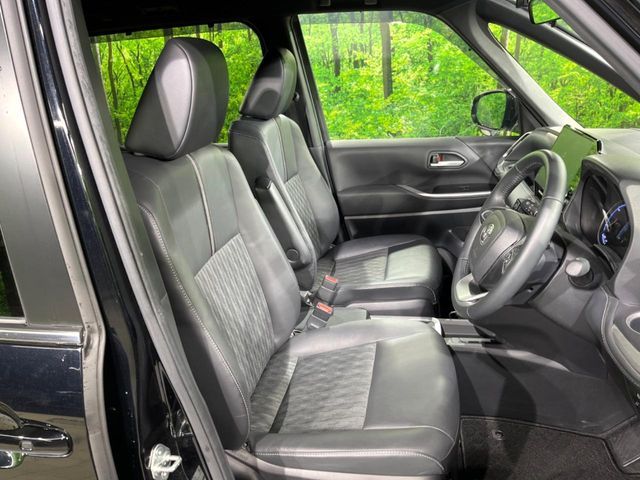 TOYOTA NOAH HYBRID 2022 Image 31