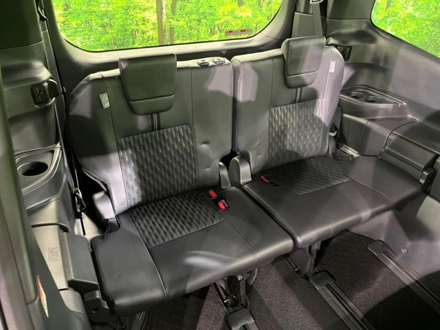 TOYOTA NOAH HYBRID 2022 Image 31