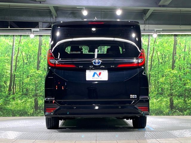 TOYOTA NOAH HYBRID 2022 Image 31