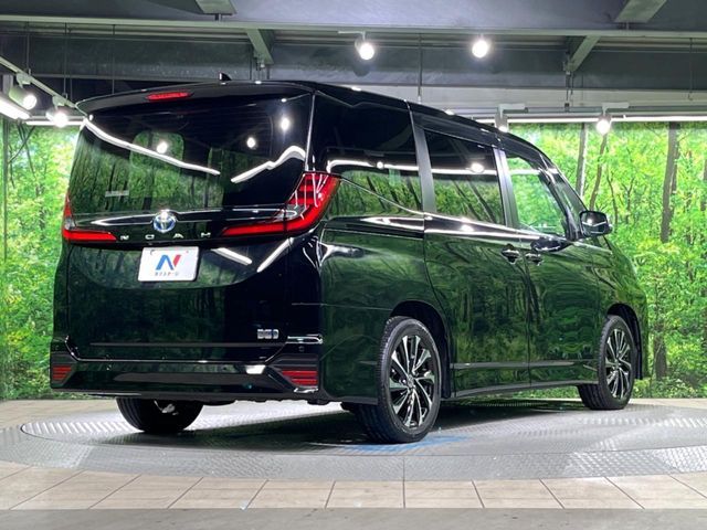 TOYOTA NOAH HYBRID 2022 Image 31