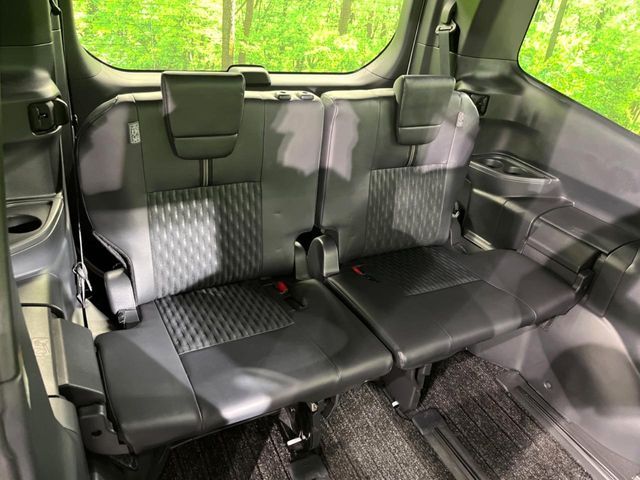 TOYOTA NOAH HYBRID 2022 Image 31