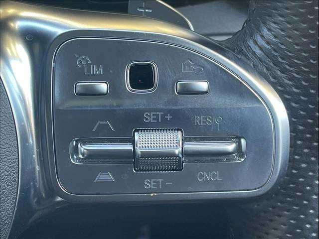 MERCEDES BENZ GLC CL 2019 Image 31