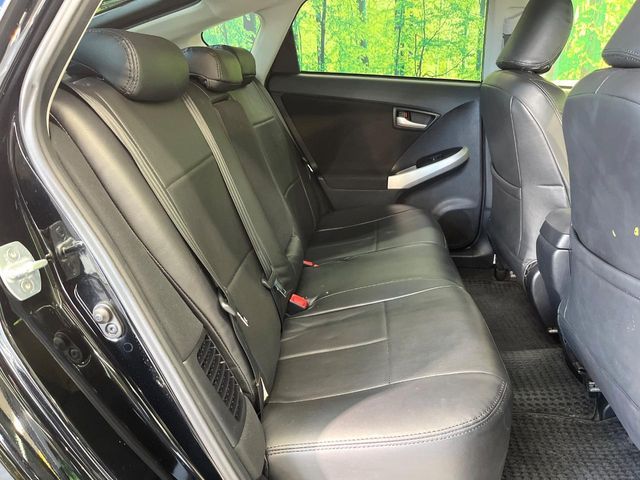 TOYOTA PRIUS 2013 Image 31