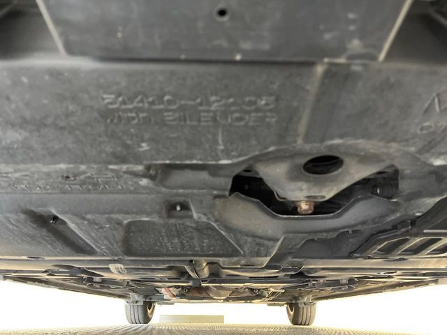 TOYOTA PRIUS 2013 Image 31