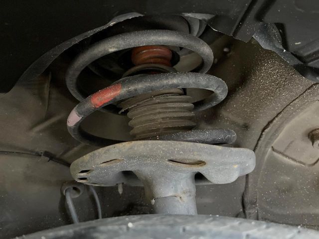 TOYOTA PRIUS 2013 Image 31