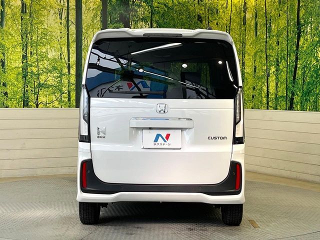 HONDA N BOX CUSTOM 2024 Image 31
