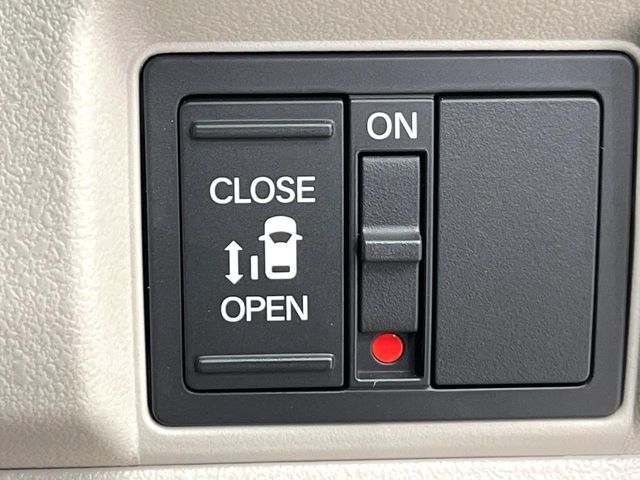 HONDA N BOX 2025 Image 31