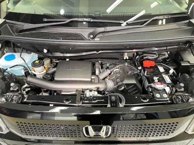 HONDA N BOX 2025 Image 31