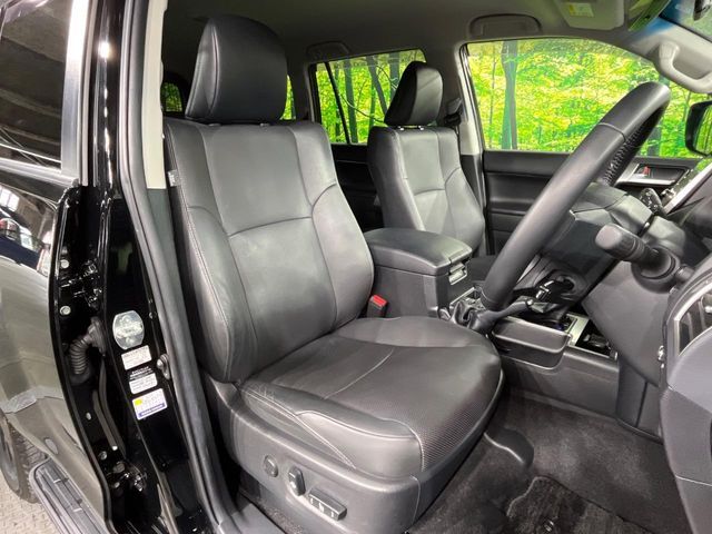 TOYOTA LANDCRUISER PRADO 2022 Image 31