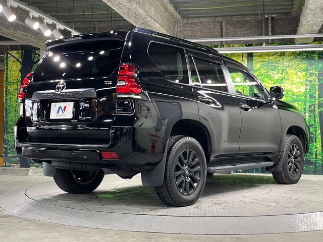 TOYOTA LANDCRUISER PRADO 2022 Image 31