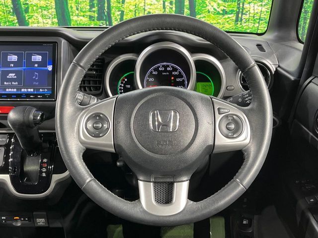 HONDA N BOX 2016 Image 31