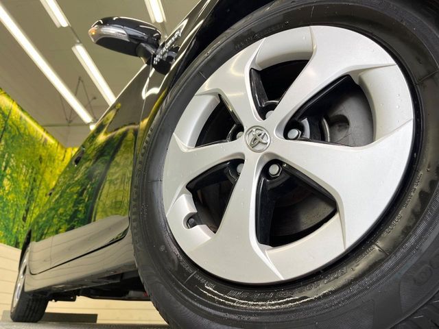 TOYOTA PRIUS 2013 Image 31