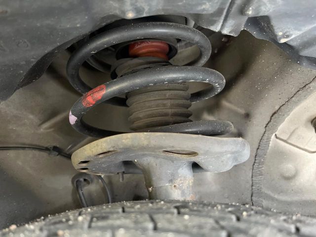 TOYOTA PRIUS 2013 Image 31