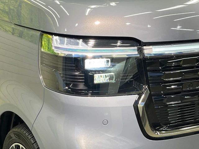 HONDA N BOX CUSTOM 2023 Image 31