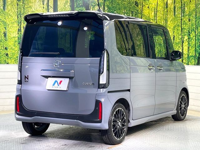 HONDA N BOX CUSTOM 2023 Image 31