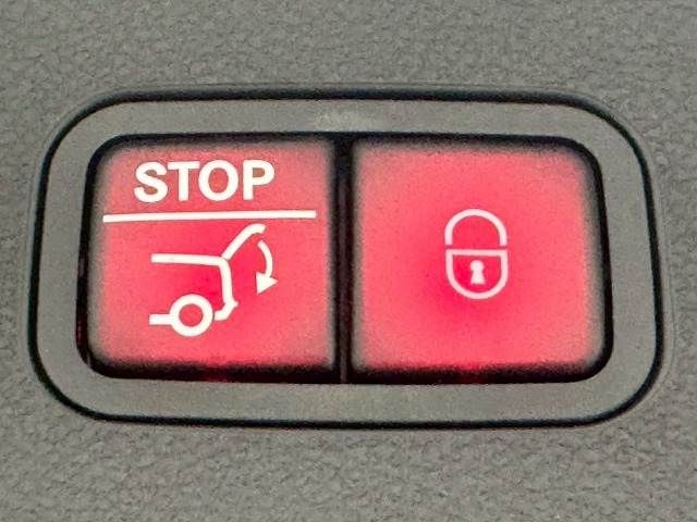 MERCEDES BENZ E CLAS 2024 Image 31