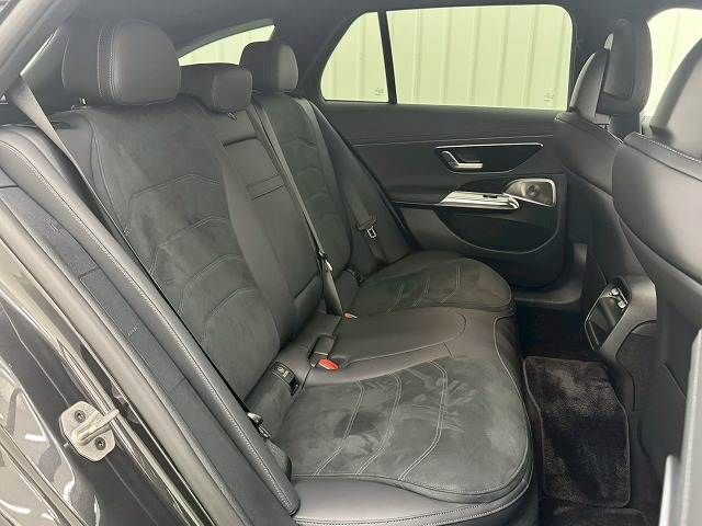 MERCEDES BENZ E CLAS 2024 Image 31