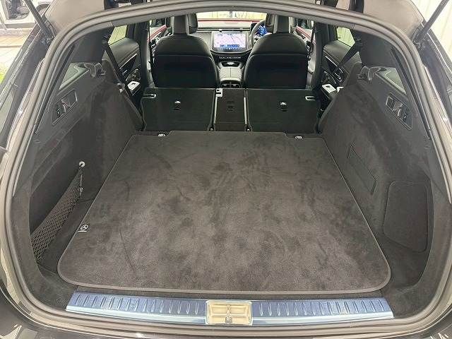 MERCEDES BENZ E CLAS 2024 Image 31