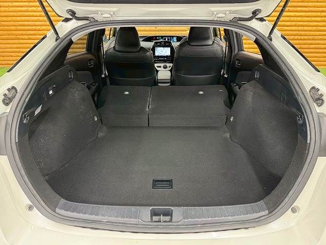 TOYOTA PRIUS 2016 Image 31