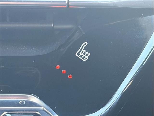 PEUGEOT 2008 2021 Image 31