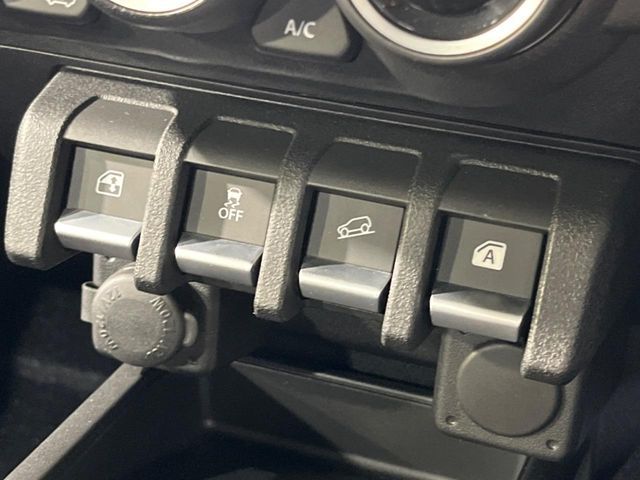 SUZUKI JIMNY NOMADE 2026 Image 31