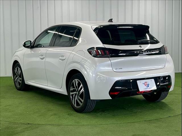 PEUGEOT 208 2021 Image 31