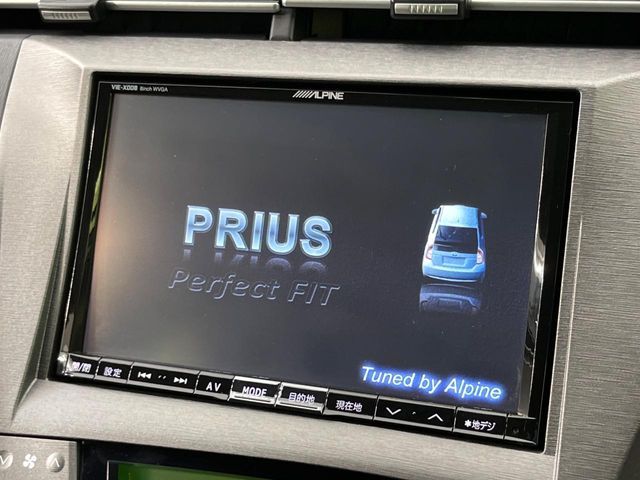 TOYOTA PRIUS 2012 Image 31