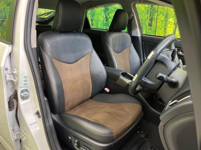 TOYOTA PRIUS 2012 Image 31