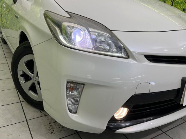 TOYOTA PRIUS 2012 Image 31