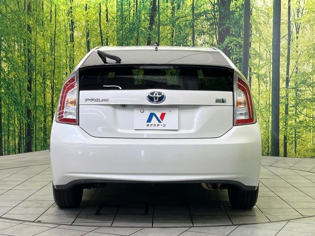 TOYOTA PRIUS 2012 Image 31