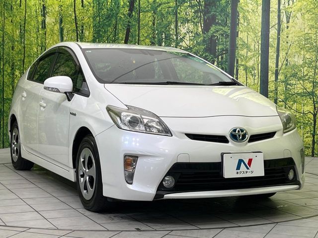 TOYOTA PRIUS 2012 Image 31