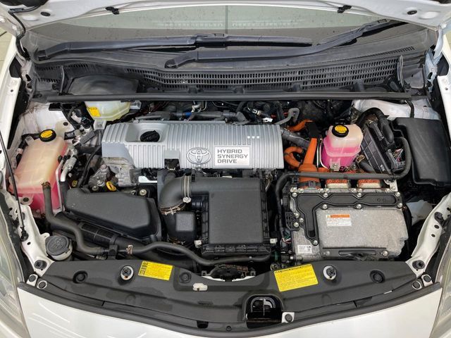 TOYOTA PRIUS 2012 Image 31