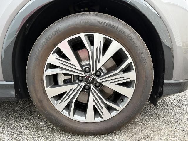 AUDI Q4 E-TRON 2025 Image 31
