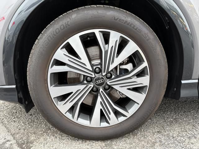 AUDI Q4 E-TRON 2025 Image 31