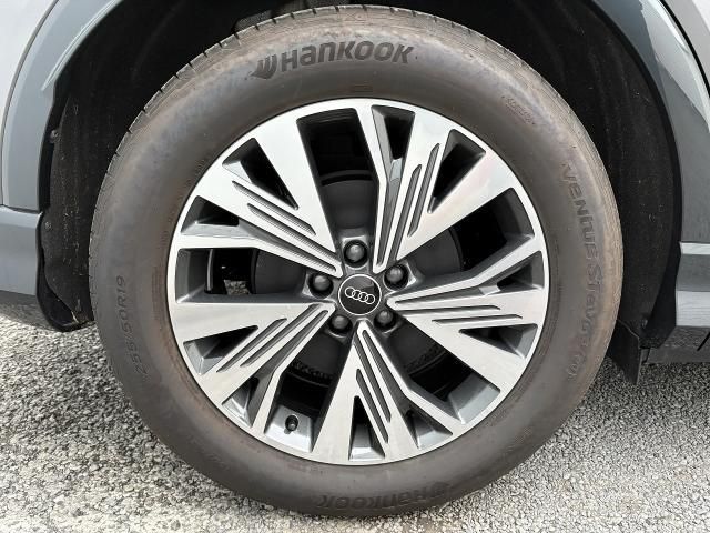 AUDI Q4 E-TRON 2025 Image 31