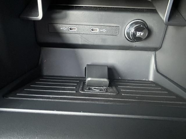 AUDI Q4 E-TRON 2025 Image 31