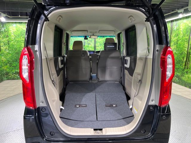 HONDA N BOX 2018 Image 31