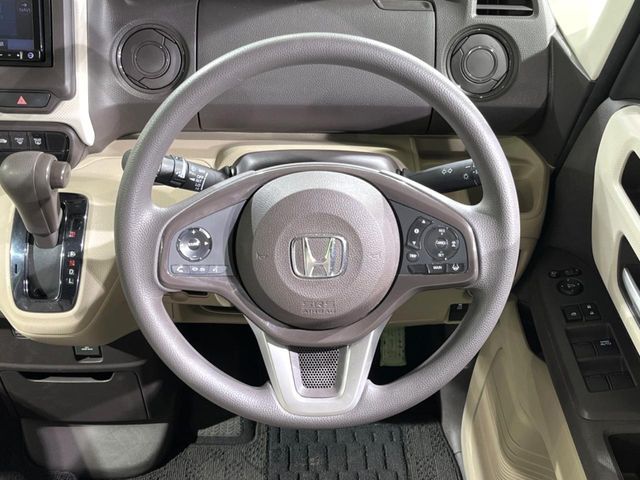 HONDA N BOX 2018 Image 31