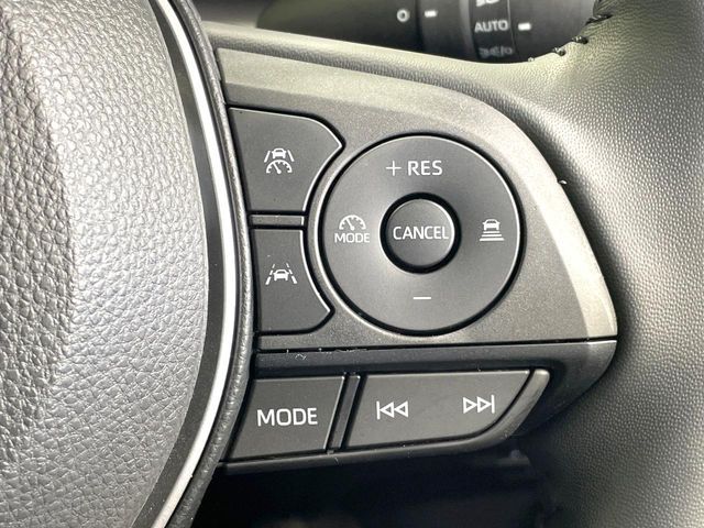 TOYOTA COROLLA CROSS HYBRID 2024 Image 31