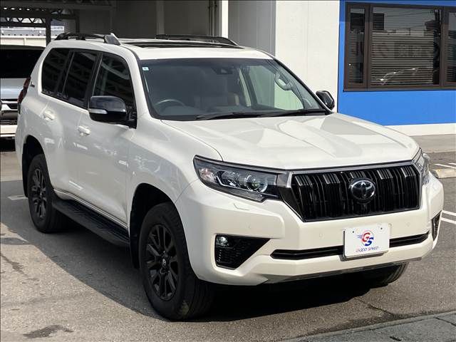 TOYOTA LANDCRUISER PRADO 2022 Image 31