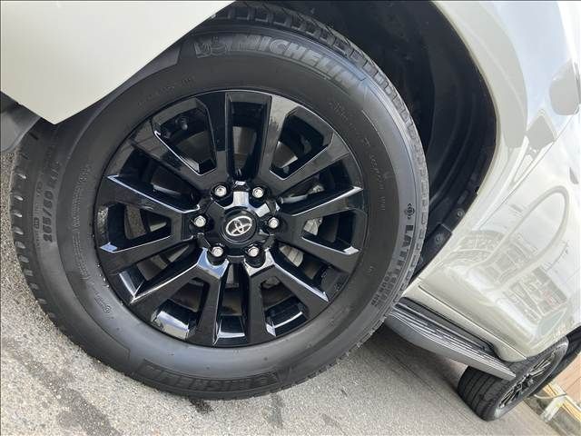 TOYOTA LANDCRUISER PRADO 2022 Image 31