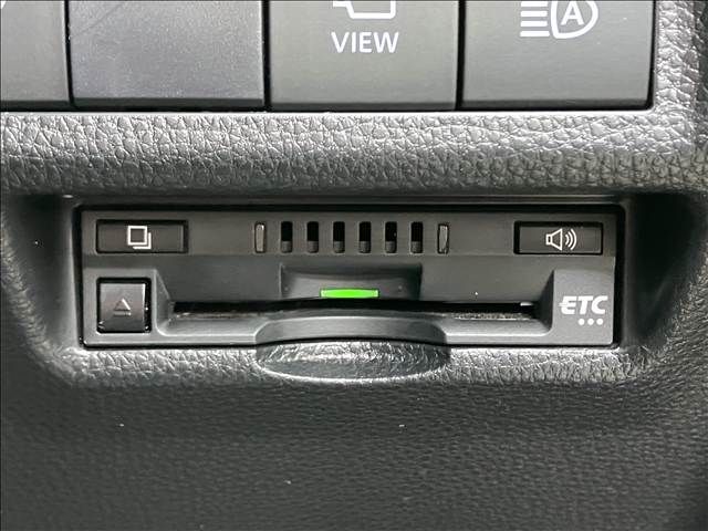 TOYOTA RAV4 HYBRID 4WD 2021 Image 31