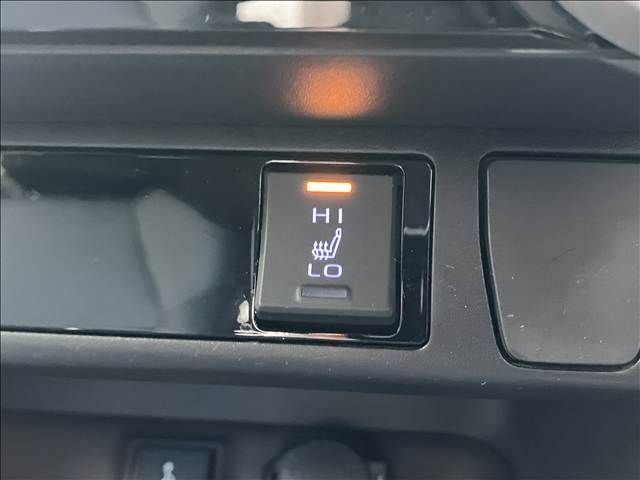 TOYOTA RAV4 HYBRID 4WD 2021 Image 31