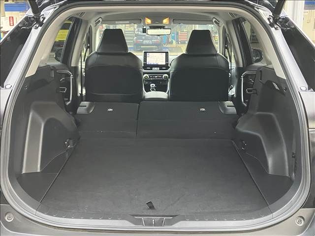 TOYOTA RAV4 HYBRID 4WD 2021 Image 31